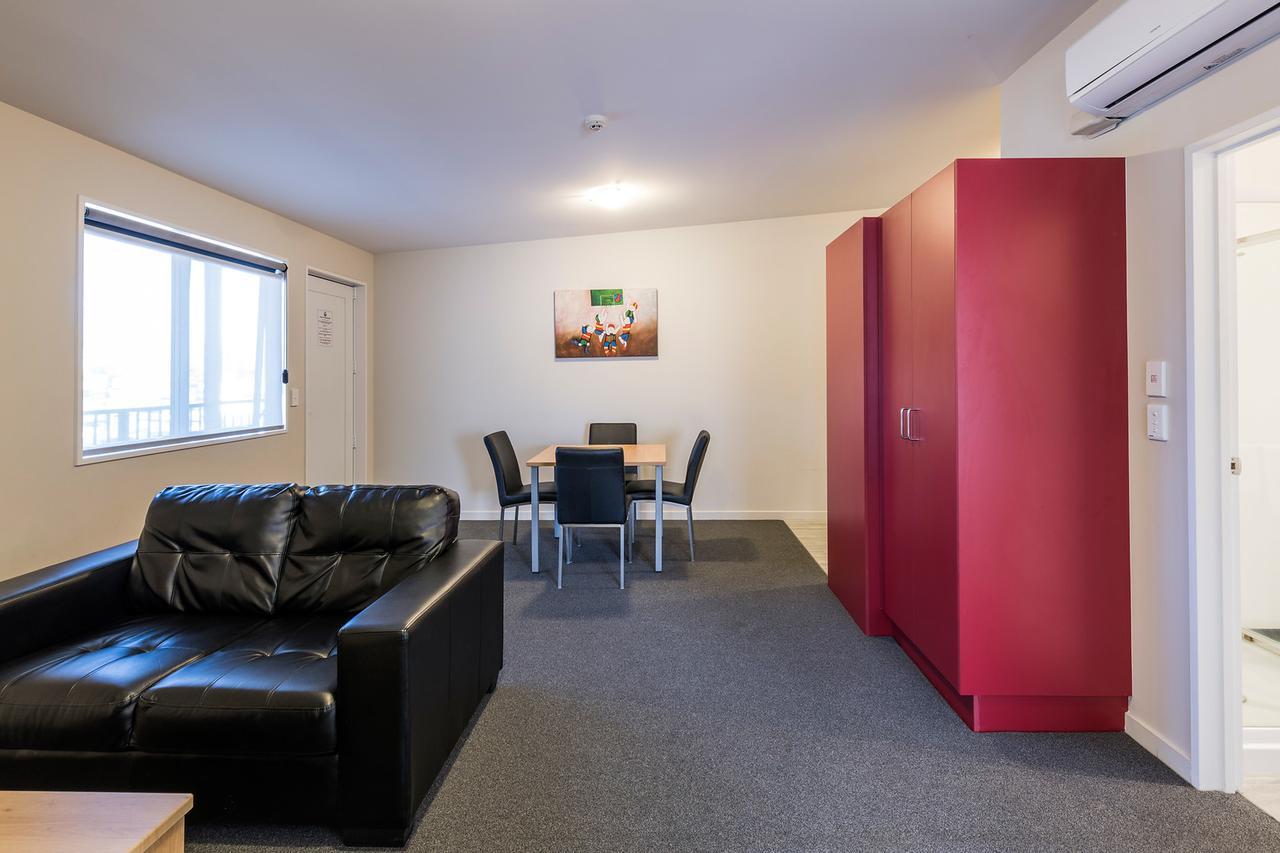 C-Motel Christchurch Exterior photo